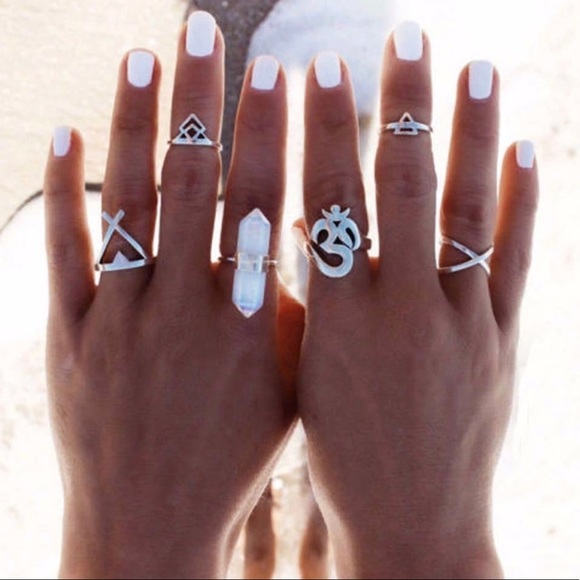 WILA Jewelry - LAST 1✨6 pack ✨ boho midi ring set crystal silver